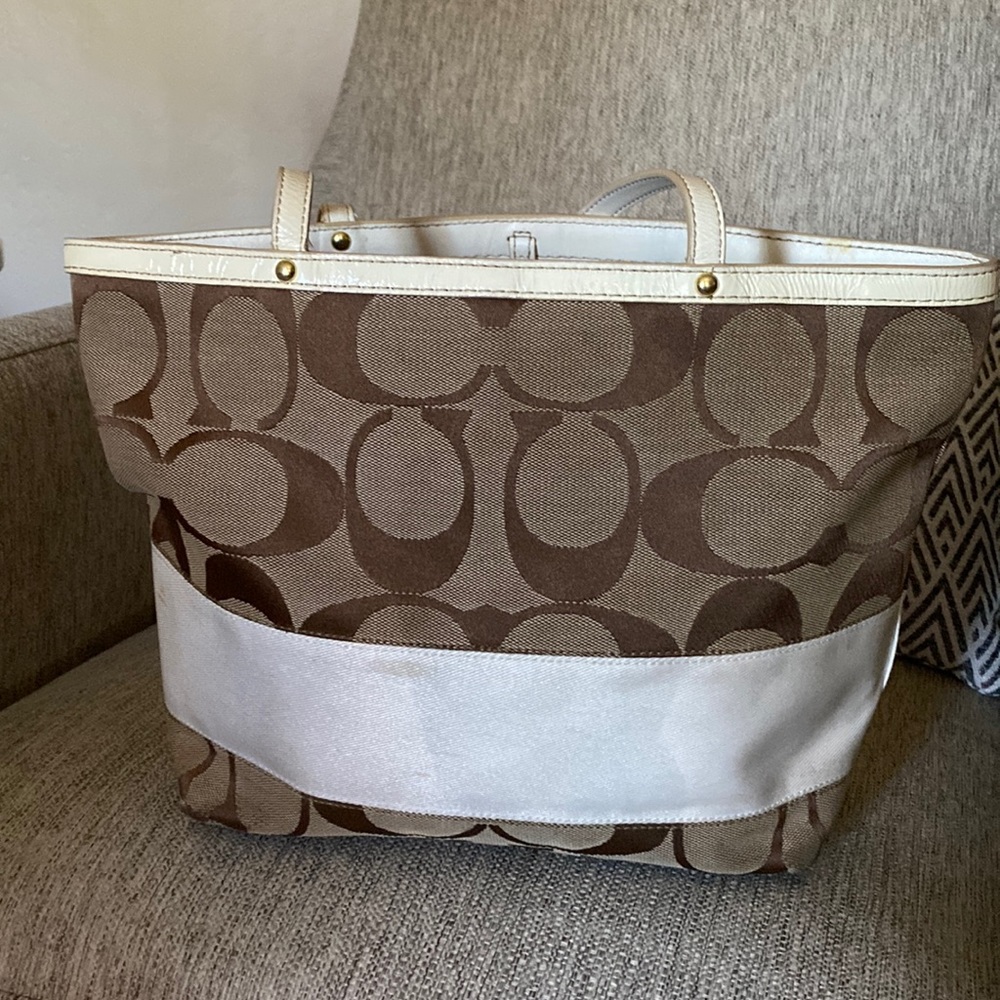 Coach purse